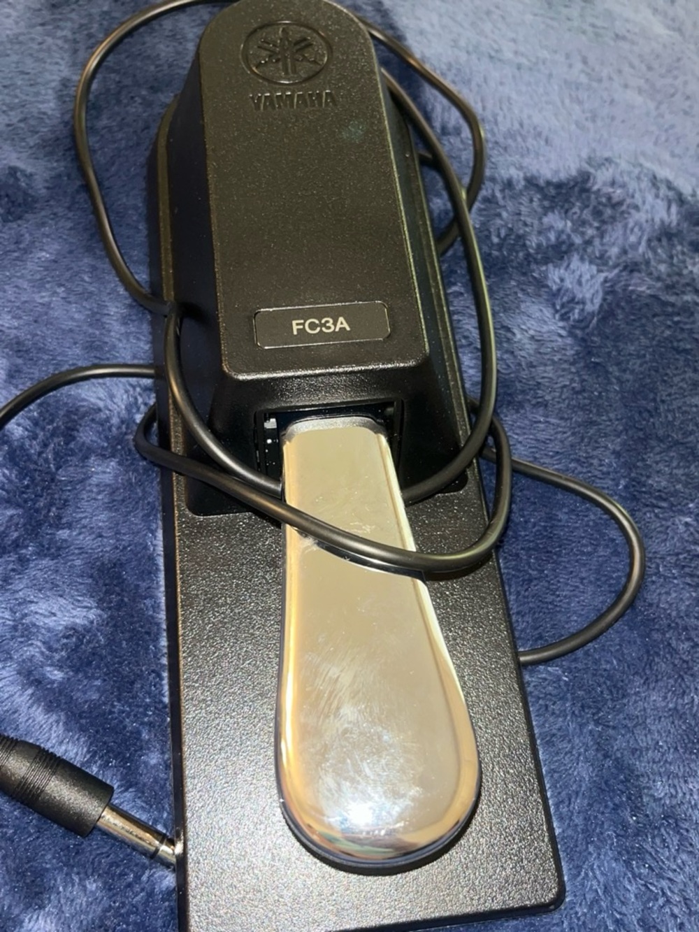 Yamaha FC3A Sustain Pedal - Black and Silver
